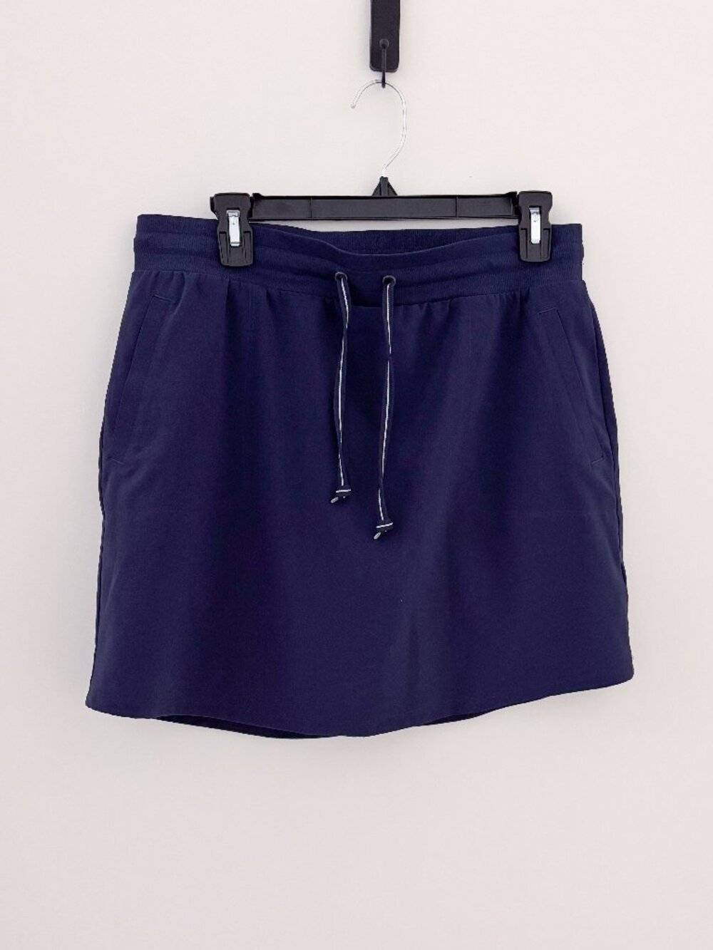 T by Talbots Navy Active Skort Women's MP Petite Medium Athletic Golf Tennis